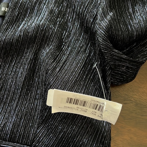 BETSY & ADAM Metallic-Threaded Front-Cutout Gown In Navy. - Picture 16 of 17